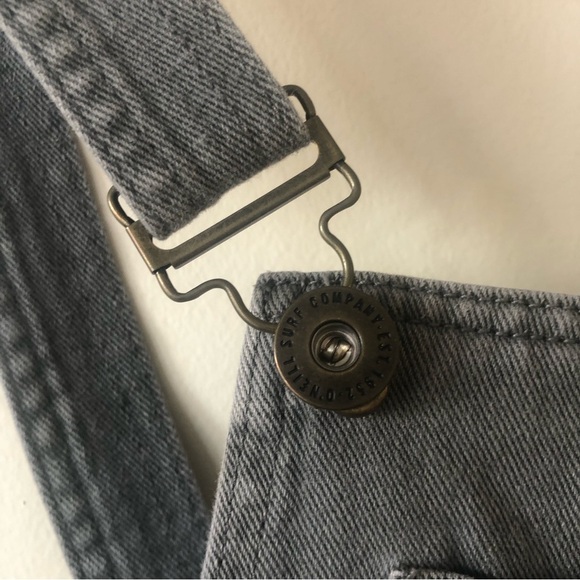 O’Neill Gray Mathilda Denim Short Raw Hem Overalls Size 1 (juniors) - Picture 9 of 12